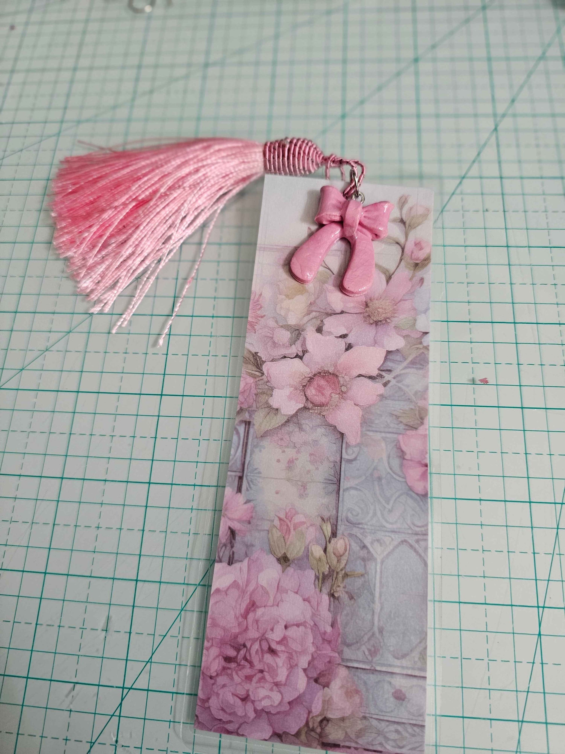 Pink Floral Bookmark with Heart Charm | Pressed Flower Bookmark - Clay By Design